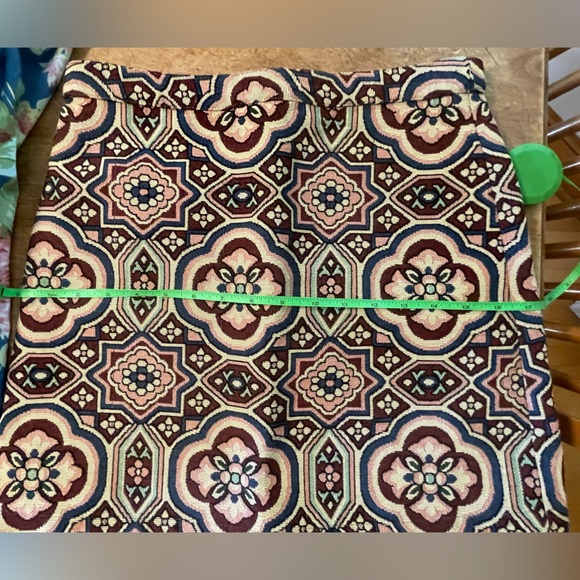 Topshop multicolour fitted mini tapestry skirt - Picture 9 of 12